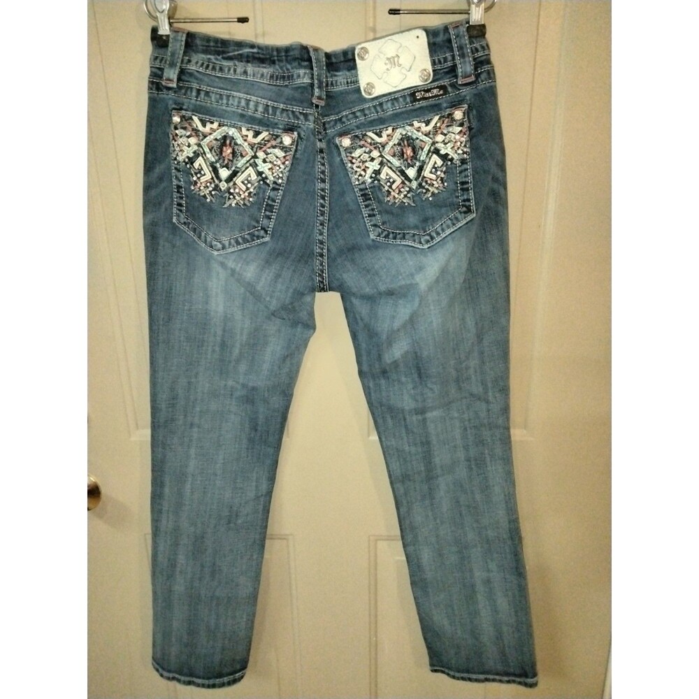 MISS ME Women’s Cropped Mid Rise Stretch Southwest Aztec Jean 28